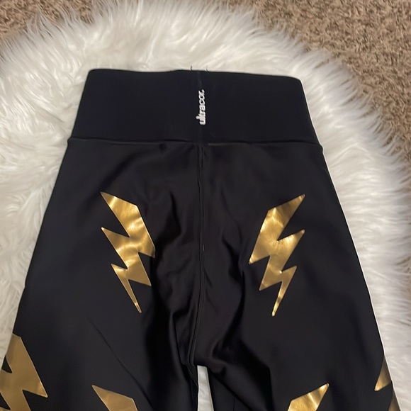 Ultracor Lighting Bolt Print Leggings - Picture 7 of 9